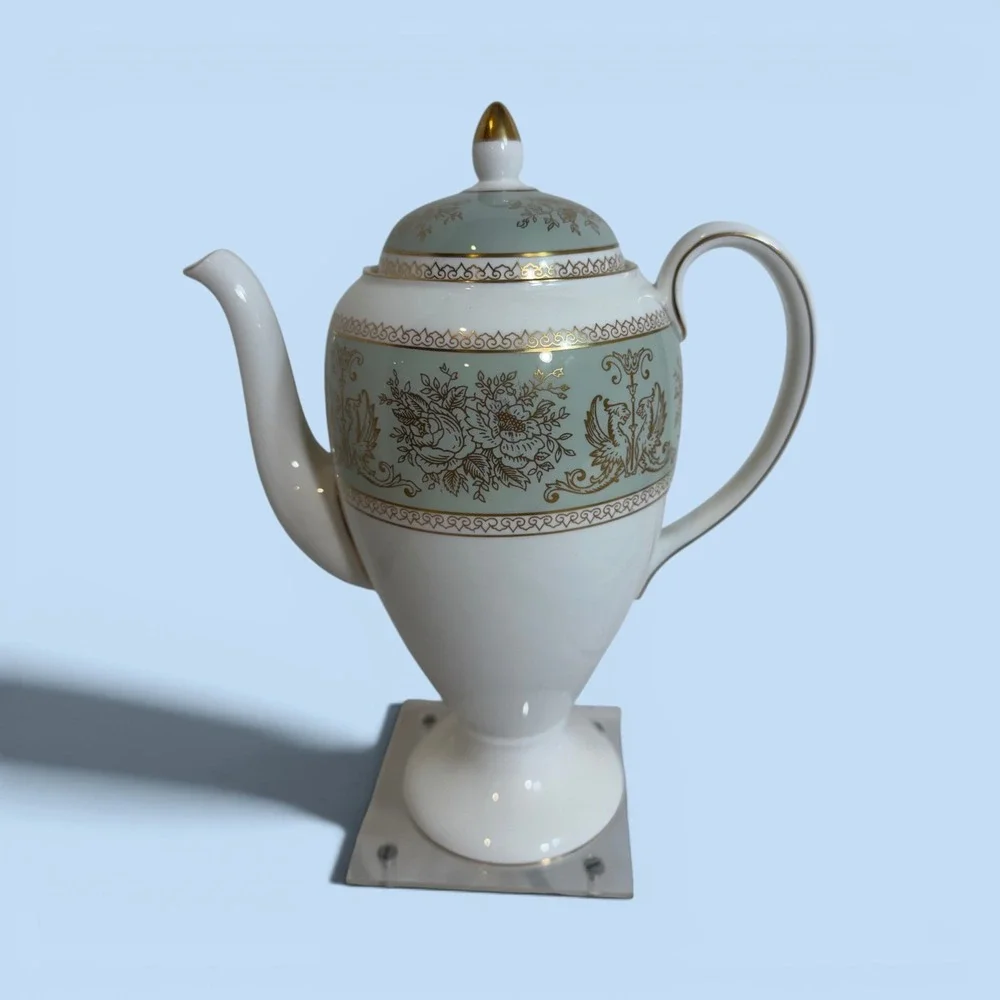 Wedgwood Gold Columbia Sage Green Coffee Pot Bone China Gryphon England 10.5in - Picture 2 of 10